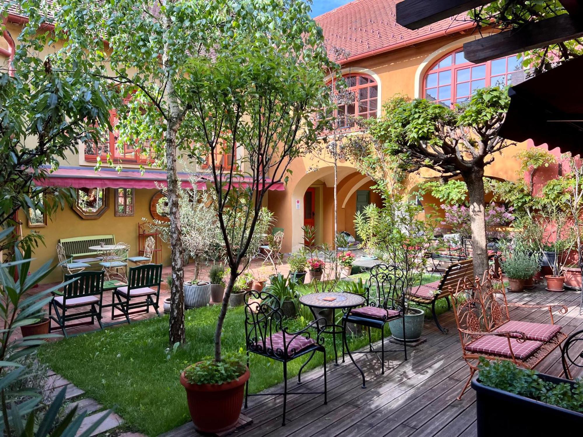 Muzikafe - Home Of Culture Ptuj Eksteriør billede