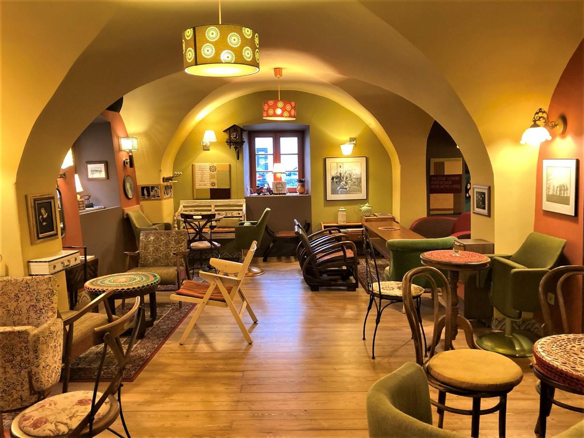 Muzikafe - Home Of Culture Ptuj Eksteriør billede