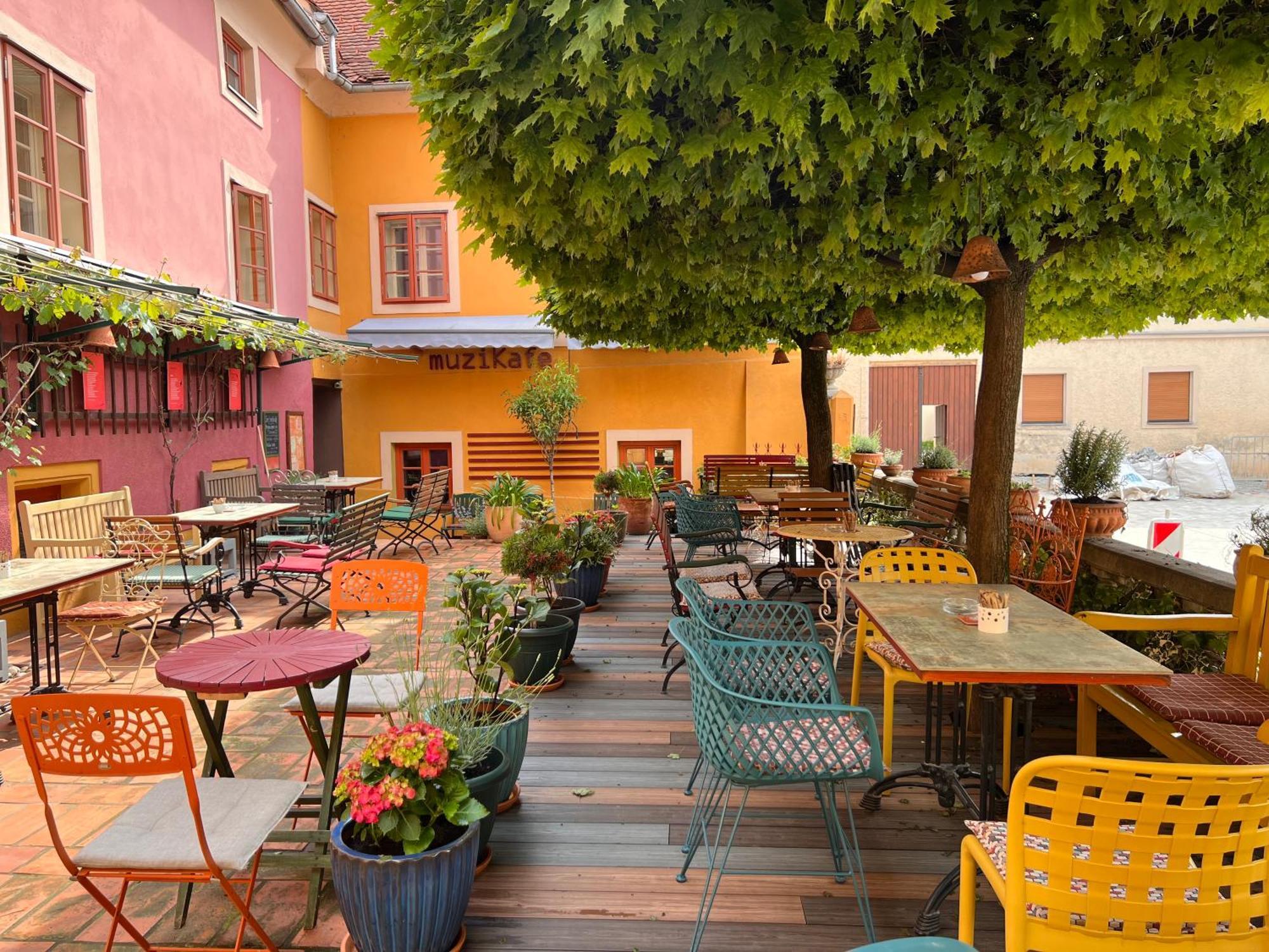 Muzikafe - Home Of Culture Ptuj Eksteriør billede